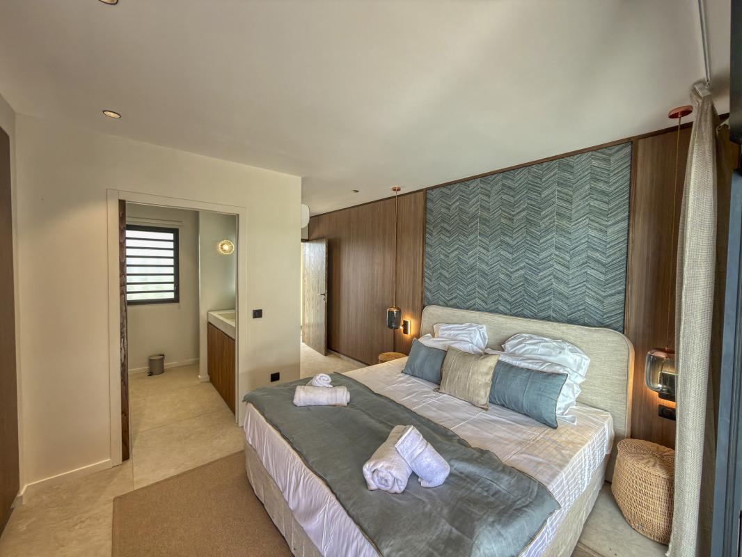 18.Location Villa piscine vue mer St François Guadeloupe_Suite 1